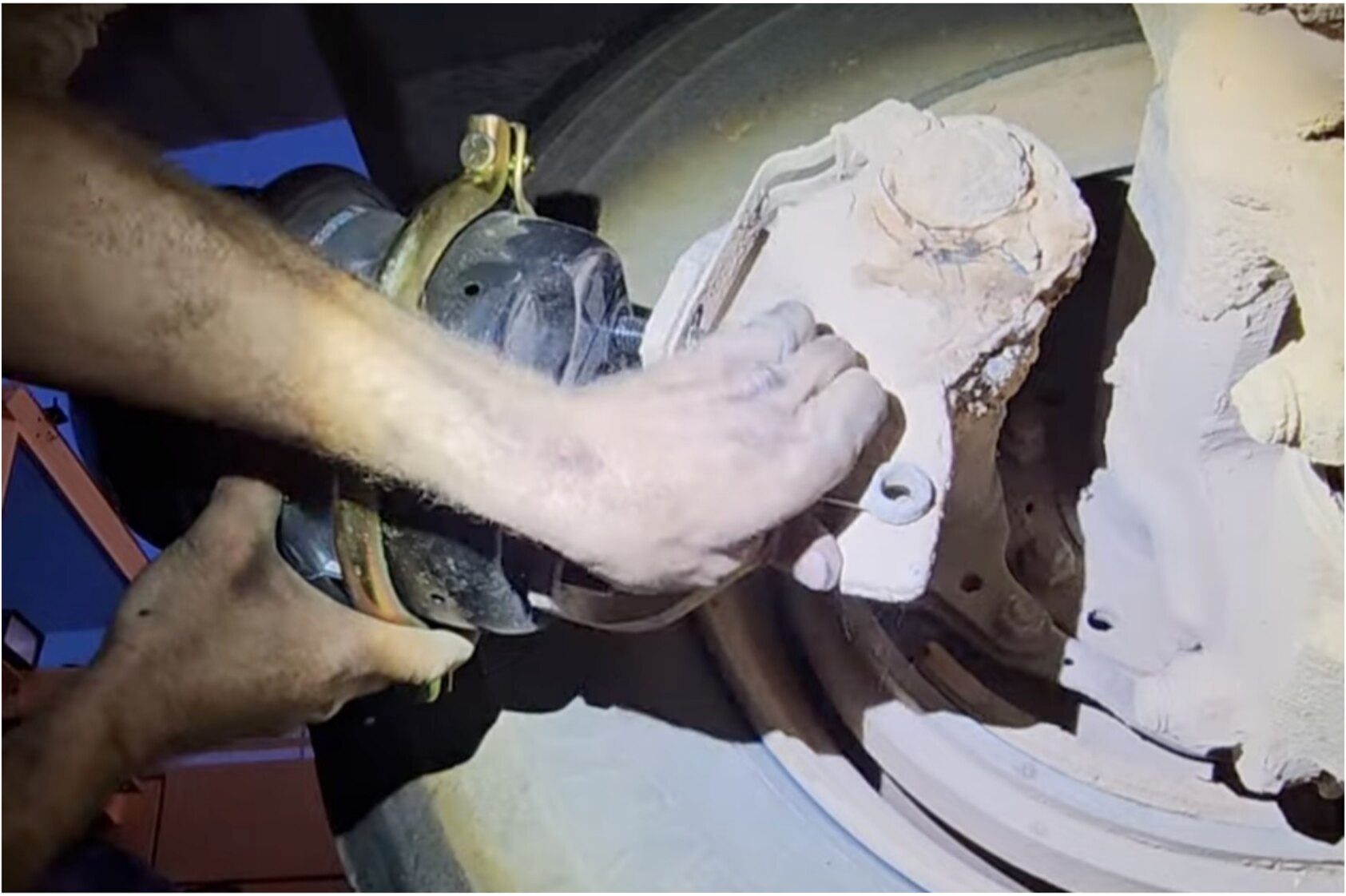 Mobile diesel truck repair diagnostic service in Atlanta GA